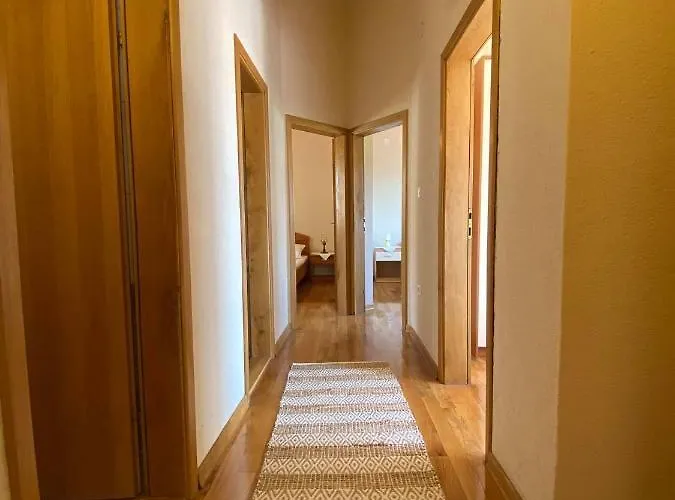 House Josip Apartamento *