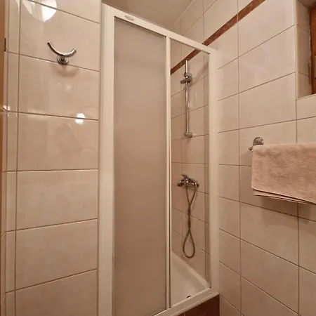 Apartment House Josip Makarska
